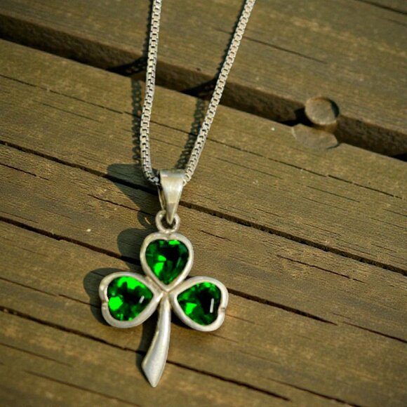 Sterling Silver Celtic Green CZ Shamrock Pendant Necklace 16" Box Chain Ireland - Picture 5 of 11
